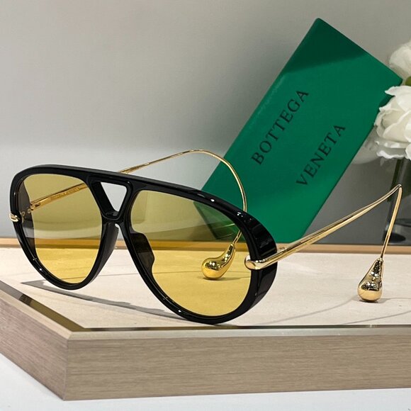 BOTTEGA VENETA Accessories - BOTTEGA VENETA Sunglasses